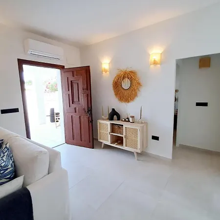 Апартаменти La Casita Del Mar *